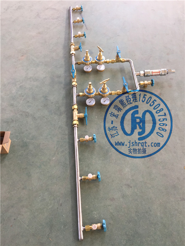 2X3瓶組龍門架雙路氫氣匯流排